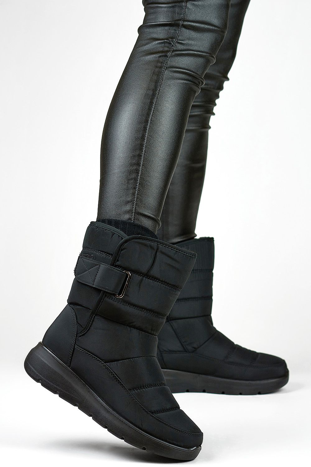 Snow boots model 191306 PRIMO