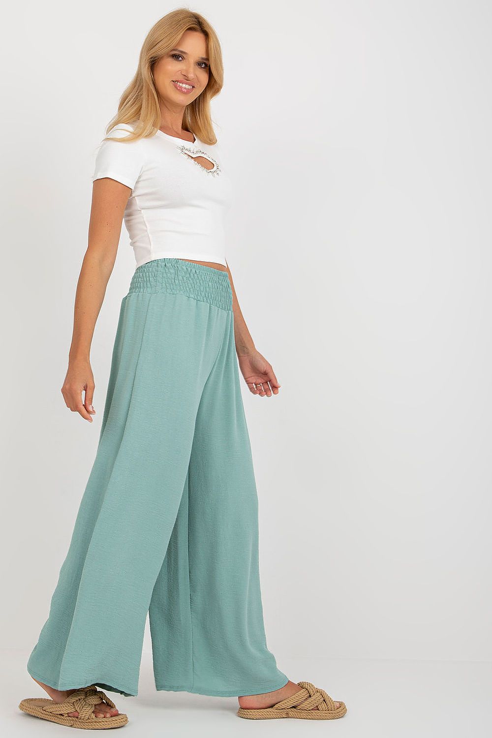  Women trousers model 180143 Italy Moda 