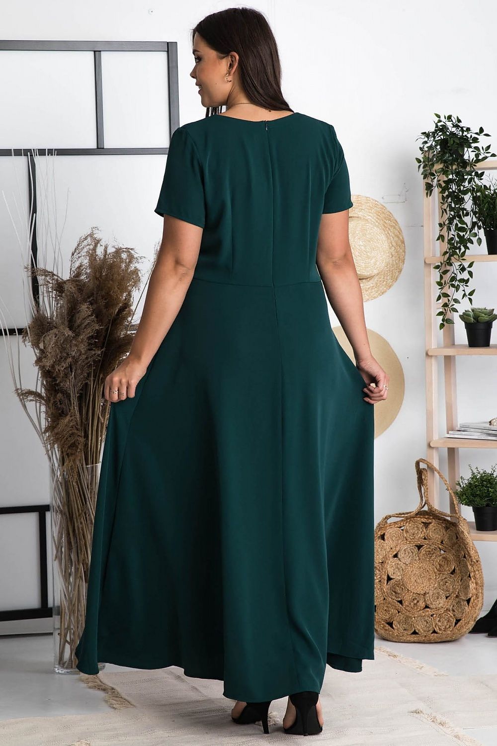 Plus size dress model 168952 Karko