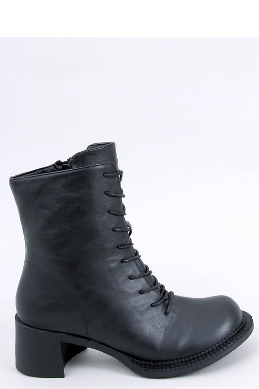 Heel boots model 170308 Inello