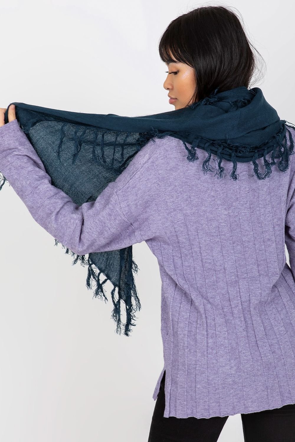 Shawl model 174886 AT