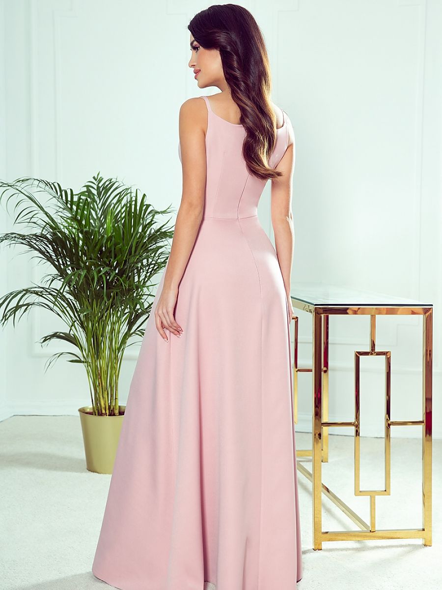 Long dress model 142669 Numoco