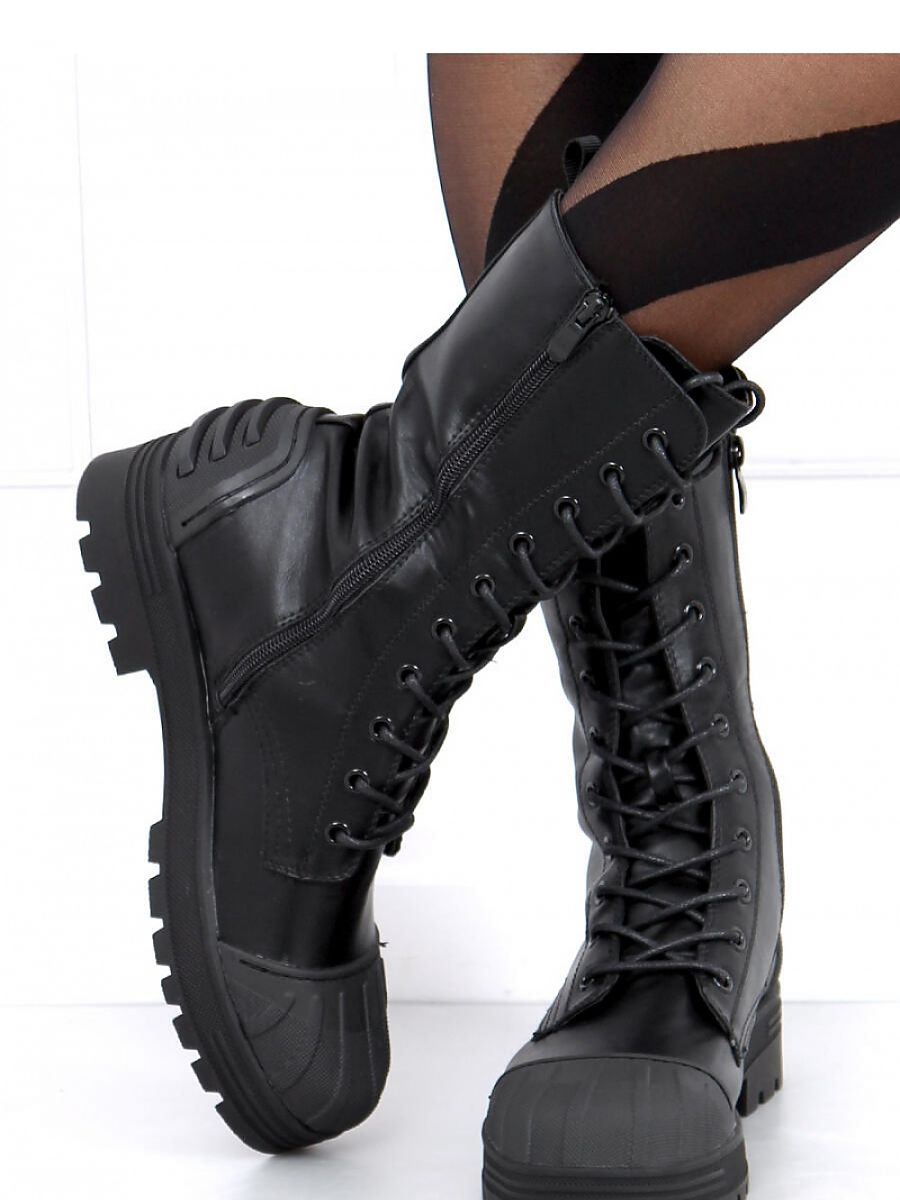 Bootie model 159021 Inello