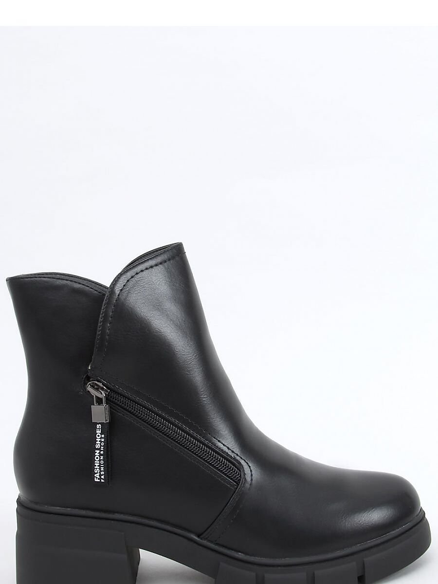 Heel boots model 159910 Inello